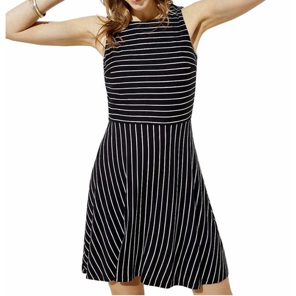 Loft Striped Twist Back Fit & Flare Dress Sz 2 New $70 Black White Knit Pull On - Picture 8 of 10